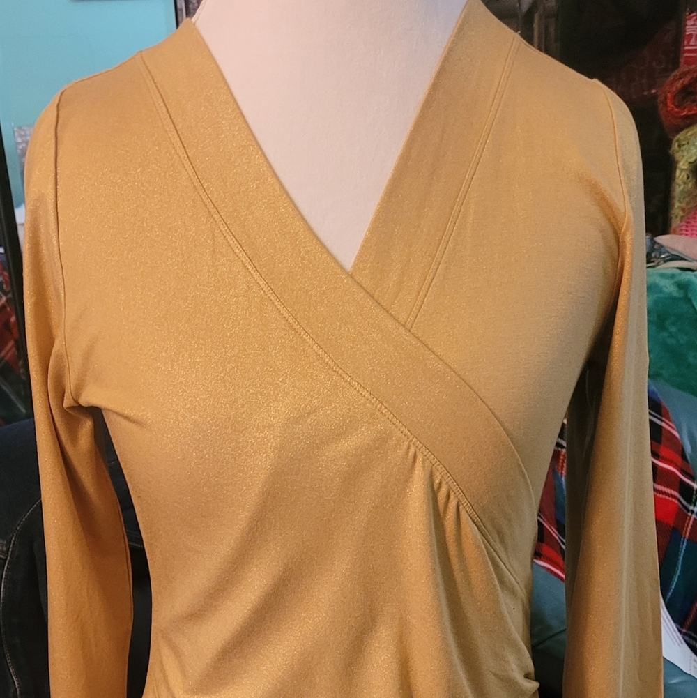 Ralph Lauren Gold Metallic Knit Top, Size L. NWT